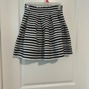 Express Black and White Zigzag A-Line Skirt
